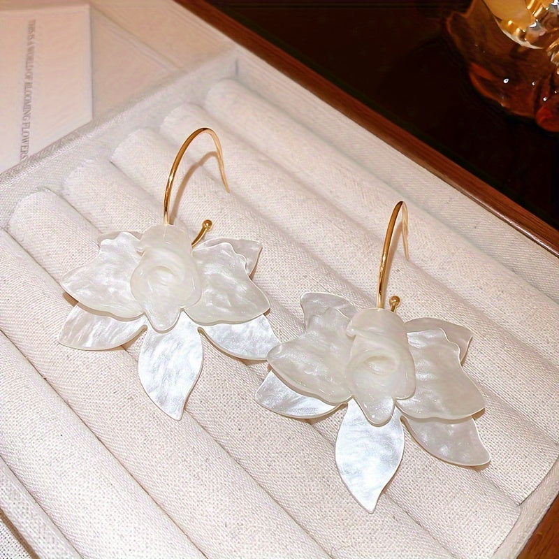 Vintage Resin Flower Dangle Earrings