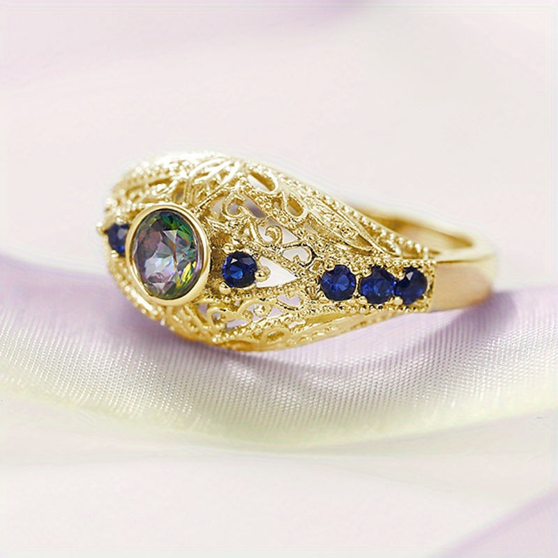 Retro Inlaid Zirconia Ring