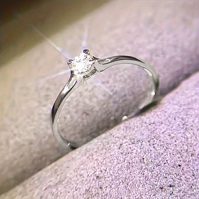 Inlaid White Zirconia 925 Silver Ring