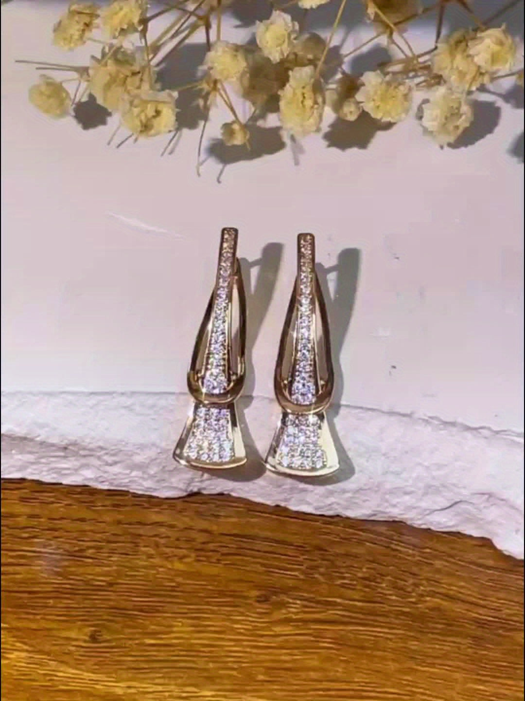 Luxurious Zirconia Earrings