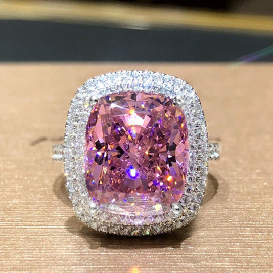 Luxurious Zirconia Halo Ring