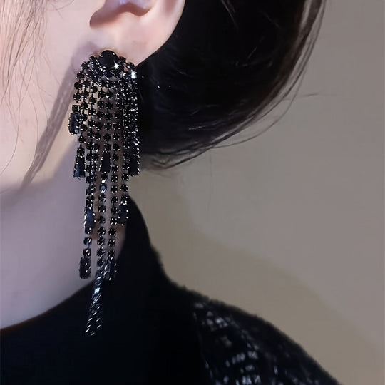 Sparkling Tassel Design Drop Earrings